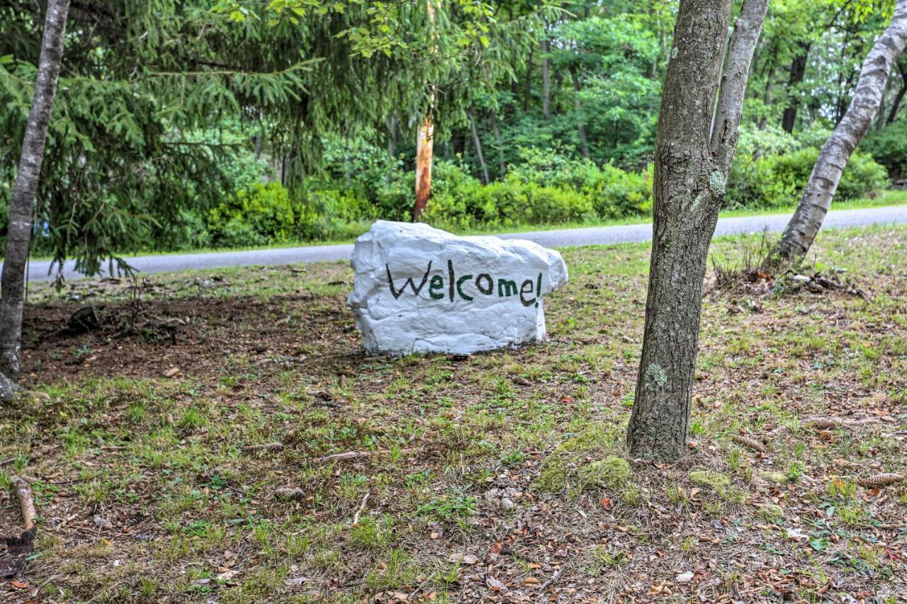 Serene Long Pond Home With Game Room And Beach Access! ภายนอก รูปภาพ